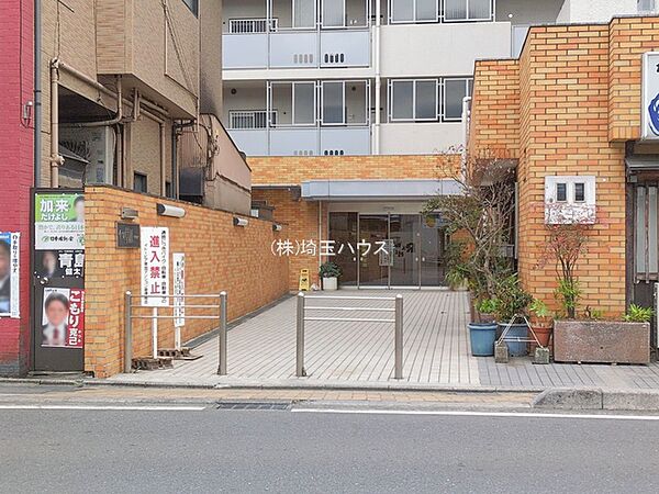 エントランスを拡大表示