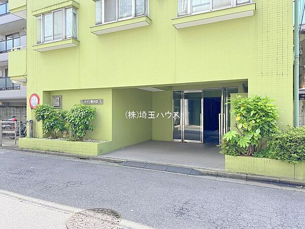エントランスを拡大表示