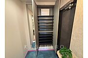 シューズボックス