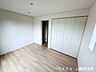子供部屋：勉強机やベッドも配置しやすい、使い勝手の良い広さです