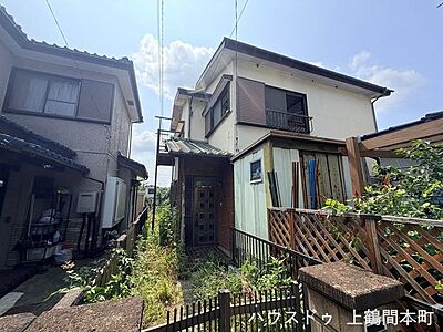 外観:落ち着いた住宅街に馴染む、穏やかな印象の外観 外観:落ち着いた住宅街に馴染む、穏やかな印象の外観