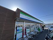 ファミリーマート 八洋相模原麻溝台四丁目店 90m