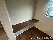 ちょっとしたワークスペースも活用性があります。