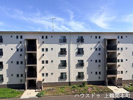 遠くまで見渡せる開放感のある眺望が、日々の暮らしにゆとりを与えます