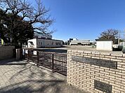 鶴園小学校 760m