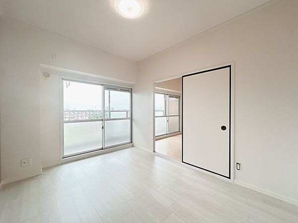 洋室を拡大表示