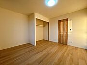 「2階南東洋室」和室から洋室に間取変更しました