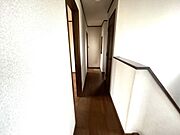 【2階廊下】