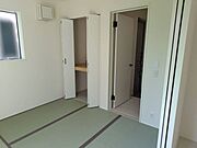 和室には押し入れ風収納