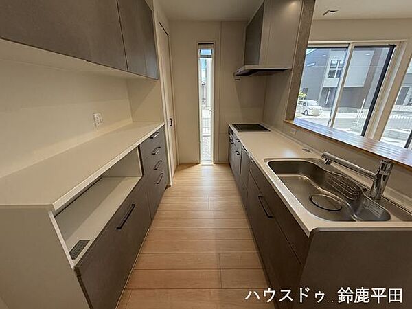 キッチンを拡大表示