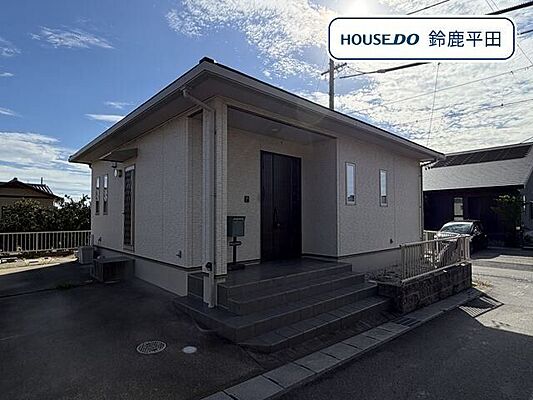 外観 鈴鹿市稲生塩屋1丁目　中古一戸建て