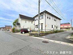 鈴鹿市竹野2丁目 前面道路含む現地写真