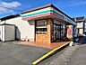 周辺：セブン-イレブン 四日市楠町南五味塚店スローガンは「近くて便利」。地域の人へのサービスを重視し、配達サービスにも力を入れている。（電子マネー利用可　ＡＴＭあり　ネット通販あり）nanacoポイント…