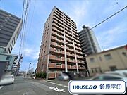 2006年1月完成、RC造、地上14階建ての4階のお部屋となります。（2026年4月6日撮影）