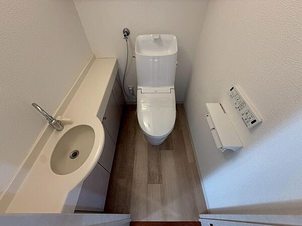 トイレを拡大表示