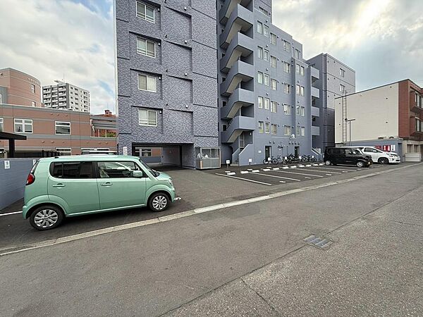駐車場を拡大表示