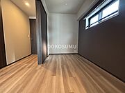 深い眠りと安らぎを届ける、心から寛げる穏やかな寝室。