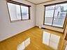 子供部屋：洋室6.0帖南東側、お子さんのためのお部屋にいかがでしょうか