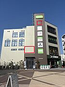 赤枠の２か所に看板が設置できます。