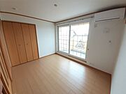 西側洋室6帖