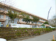 日立市立水木小学校（653m）