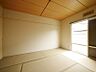 寝室：和室6帖