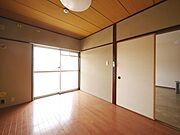 東側洋室6帖