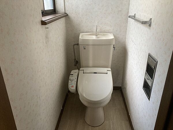 トイレを拡大表示