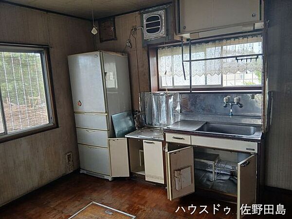 キッチンを拡大表示