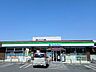 周辺：ファミリーマート 　佐野富岡店 690m