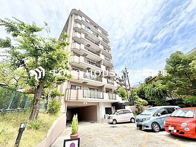 外観：ただ『　住む　』だけじゃない！　気持ち良く住んで欲しい気持ちをこめて・・・。　お家の事、街の事、お金の事、　何でも相談して下さい♪