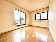 【いつかは子供部屋として】お子様の成長に合わせて住まいのレイアウトも変わります。思春期のプライバシーを重視したり、成長に合わせて机やベットを配置したり。将来を見越しての住まい選びも大切です。