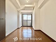 【いつかは子供部屋として】お子様の成長に合わせて住まいのレイアウトも変わります。思春期のプライバシーを重視したり、成長に合わせて机やベットを配置したり。将来を見越しての住まい選びも大切です。