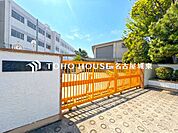 名古屋市立猪高小学校 徒歩13分。 1010m