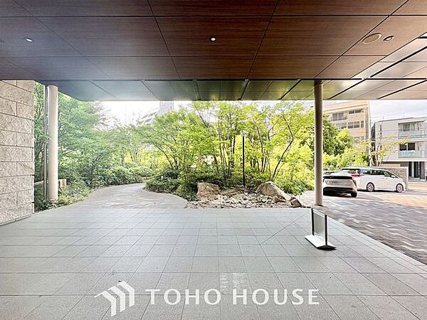エントランスを拡大表示