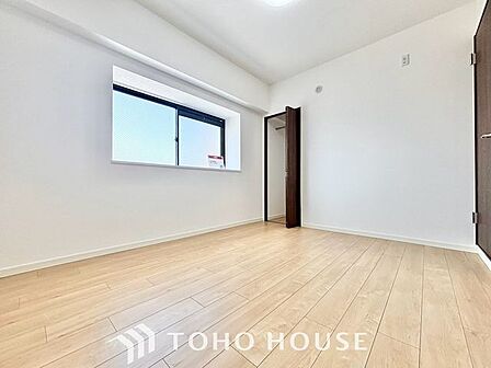 【いつかは子供部屋として】お子様の成長に合わせて住まいのレイアウトも変わります。思春期のプライバシーを重視したり、成長に合わせて机やベットを配置したり。将来を見越しての住まい選びも大切です。