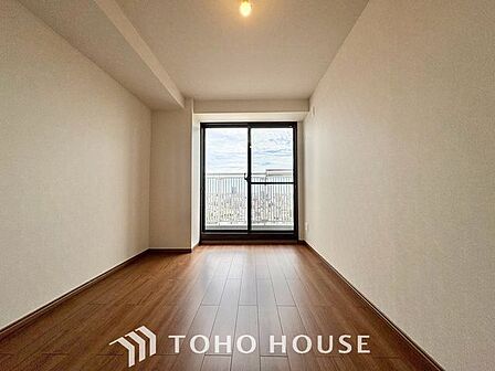 【いつかは子供部屋として】お子様の成長に合わせて住まいのレイアウトも変わります。思春期のプライバシーを重視したり、成長に合わせて机やベットを配置したり。将来を見越しての住まい選びも大切です。