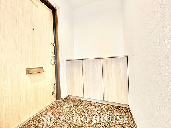 玄関を拡大表示
