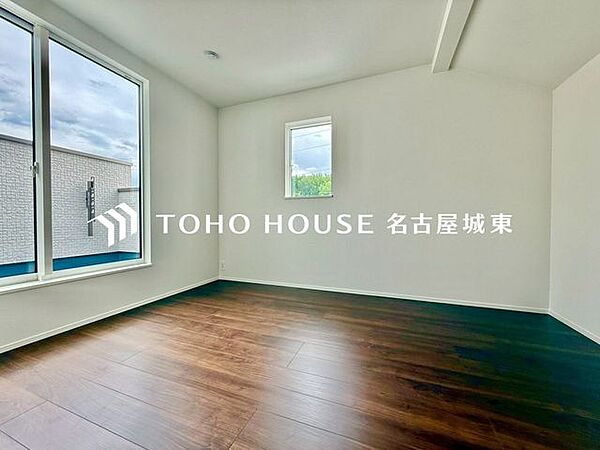 寝室を拡大表示