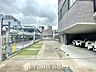 駐車場：【もう駐車場探しに迷わない】マンション内敷地内にゆとりある駐車スペースを確保。近隣の月極駐車場を探す手間や、雨の日の移動ストレスから解放されます。大切な愛車を、より身近で安心できる場所に。