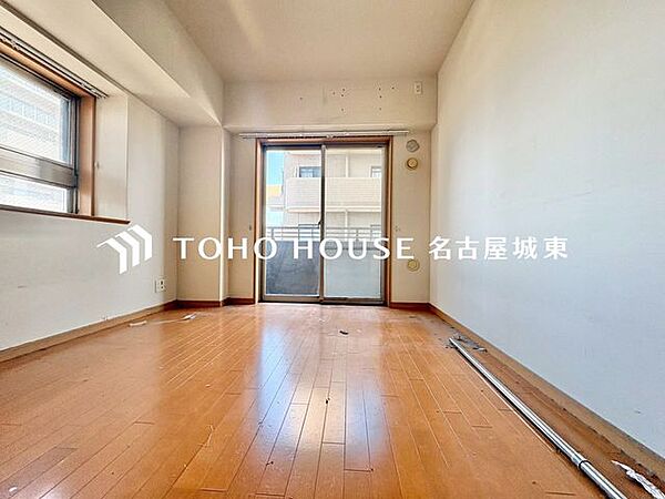 寝室を拡大表示