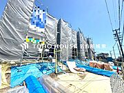 物件の陽当りや通風・仕様設備やお部屋の大きさの比較、近隣・周辺環境や街並みなど、資料には掲載していない情報が現地にはたくさんあります。　是非一度、現地をご確認ください。