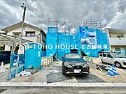 帰宅途中にショッピングやカフェを楽しんだり、利便性の良いこの地の生活は人々を魅了します。心行くままに季節の流れを感じ、ゆったりとした一時を。時間の流れを取戻し、休日はスローライフを。