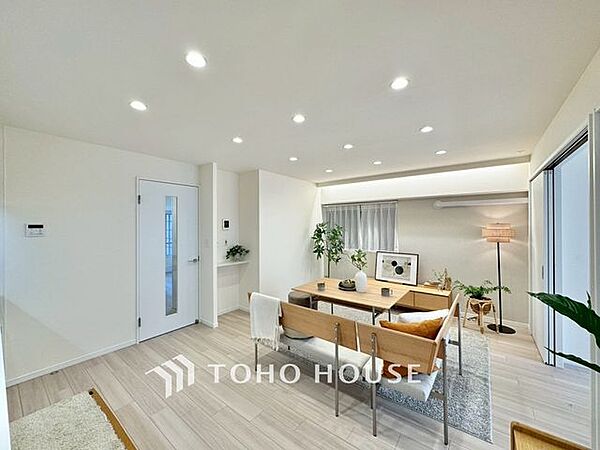 リビング/ダイニングを拡大表示