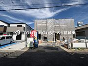 建物完成前には物件の現地と、近隣の完成施工例をご案内させて頂きます。その他資金計画やローン返済シュミレーションなど、ファイナンス面のご相談も承ります。お気軽にご相談下さいませ。