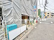 帰宅途中にショッピングやカフェを楽しんだり、利便性の良いこの地の生活は人々を魅了します。心行くままに季節の流れを感じ、ゆったりとした一時を。時間の流れを取戻し、休日はスローライフを。