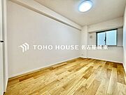 【いつかは子供部屋として】お子様の成長に合わせて住まいのレイアウトも変わります。思春期のプライバシーを重視したり、成長に合わせて机やベットを配置したり。将来を見越しての住まい選びも大切です。