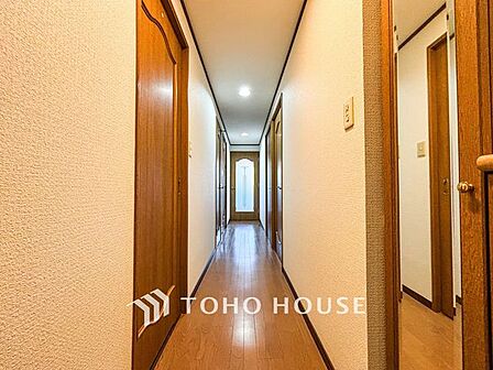 【住まいの空気感】実際に生活する側に立って設計した工夫が要所要所に感じます。キメ細やかさがこの邸の魅力の一つです。
