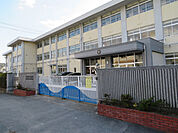 糸引小学校