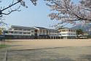 山崎小学校